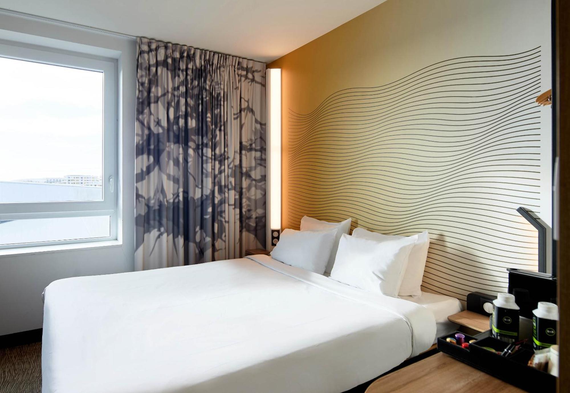 B&B Hotel Cergy Saint Christophe Luaran gambar